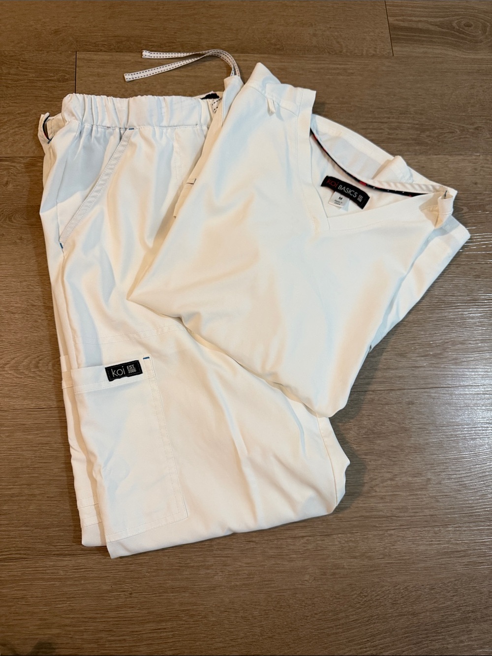 koi Women's Scrub Top and Drawstring Joggers - White